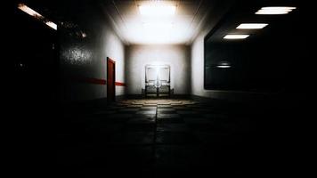 leerer dunkler krankenhauslaborkorridor foto