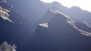 Rocky Mountains-Landschaftspanorama aus der Luft foto