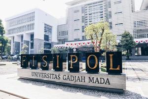 fakultas ilmu sosial dan ilmu politik oder fakultät für sozial- und politikwissenschaften an der universitas gadjah mada foto