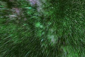 abstrakter dunkelgrüner raum elegantes rauchuniversum mit stern und galaxie milchblauem sternenstaub dynamisch im raum. foto