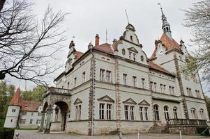 jagdschloss schonborn in karpaten, transkarpatien, ukraine. Baujahr 1890. foto