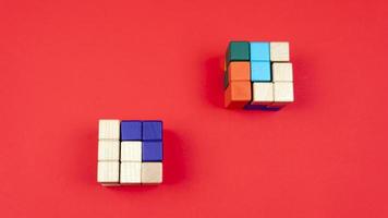 Puzzle-Spielzeug aus Holz foto