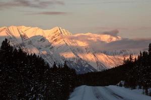 felsige Berge im Winter foto