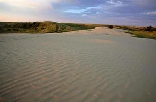 Sanddüne an großen Sandhügeln im malerischen Saskatchewan foto