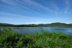 huai tha khie reservoir, bezirk ban kha, provinz ratchaburi, thailand foto