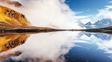 Koruldi Bergsee. Obersvanetien, Georgien, Europa. Kaukasus. foto