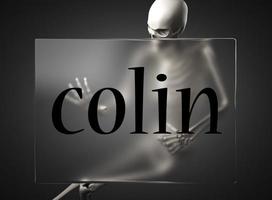 Colin Wort auf Glas und Skelett foto