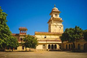 Uhrturm des Stadtpalastes in Jaipur in Rajasthan, Indien foto