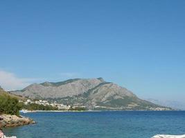 Blick auf die Stadt Omis foto