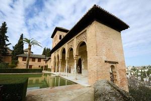 Die Teilgärten der Alhambra in Granada foto