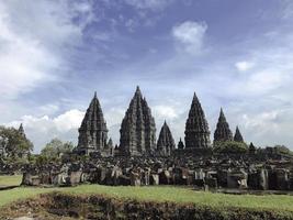 Schrein der hinduistischen Tempelanlage Prambanan, die in die Liste des Weltkulturerbes aufgenommen wurde. Yogyakarta, Zentral-Java, Indonesien foto