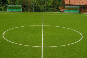 Fußballplatz aus Kunstrasen foto