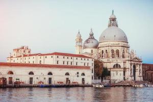 Blick auf den Canal Grande und die Basilika Santa Maria foto