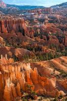 malerischer blick auf den bryce canyon im süden von utah usa foto