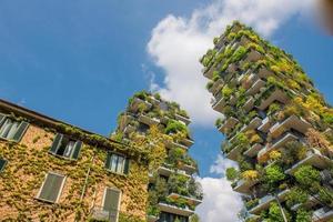 Mailand Italien 2019 Häuser mit Garten auf der Terrasse foto