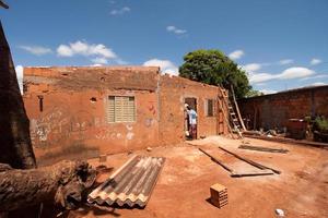 Planaltina Goias, Brasilien, 3-13-22-Haus wird umgebaut und umgebaut foto