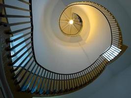 southwold, suffolk, uk, 2016. wendeltreppe im leuchtturm in southwold foto