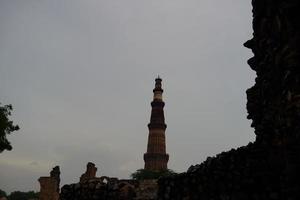 qutb minar- qutab minar straße, delhi bild foto