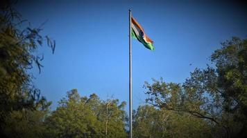 indische Flagge schlau im Himmelsbild foto