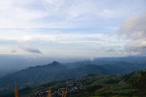 Berge und Nebel foto