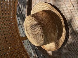 Brauner Hut im Sommer hautnah foto