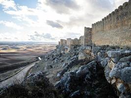 mittelalterliche burg in der stadt el burgo de osma foto