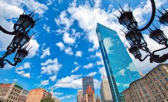 berühmten copley square und die skyline der stadt foto