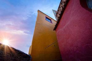 guanajuato, mexiko, bunte koloniale straßen und architektur im historischen zentrum von guanajuato foto