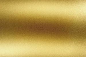 abstrakter texturhintergrund, glühendes raues goldenes stahlrohr foto