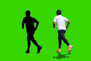 Mann läuft auf farbigem Hintergrund mit Beschneidungspfad foto