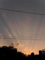 bunter Himmel bei Sonnenuntergang foto