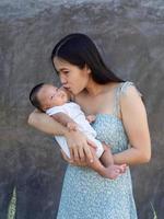 Frau und Baby foto