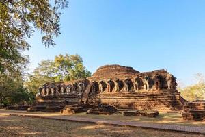 wat chang rob, geschichtspark kamphaeng phet, thailand foto