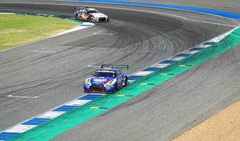 buriram thailand 7. oktober team racing fährt während des autobacs super gt round7 burirum united super gt rennen auf der chang international circuit, super gt rennen 2017, in buriram, thailand. foto