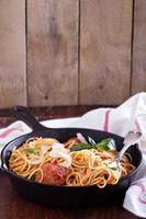 Spaghetti mit Putenfleischbällchen