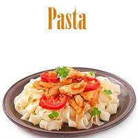 Tagliatelle Pasta mit Tomaten und Hühnchen foto