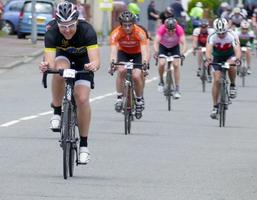 cardiff, wales, uk, 2015. radfahrer beim velothon-radsportevent foto