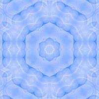 hellblauer abstrakter hintergrund. künstlerisches Kaleidoskopmuster. kostenloses Foto
