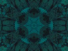 dunkelgrüner abstrakter Hintergrund. Kaleidoskop-Muster. kostenloses Foto