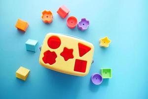 geometrische formen für spiele und lernende kinder. foto