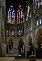 Metz, Frankreich, 2015. Innenansicht der Kathedrale von Saint-Etienne foto