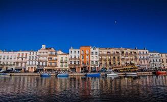 Kanal und Häuser in Sete Frankreich foto