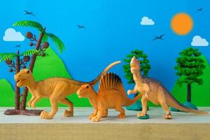 dinosaurierjäger auf wildem vorbildhintergrund foto