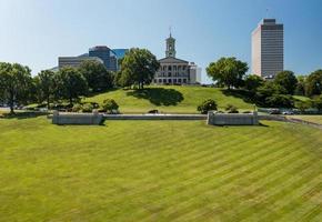 Luftaufnahme des State Capitol Building in Nashville, Tennessee foto