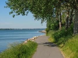 Wandern an der Ostsee in Deutschland foto