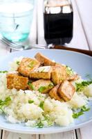 Tofu und Blumenkohl