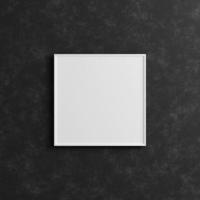 modernes und minimalistisches quadratisches weißes plakat oder fotorahmenmodell an der industriellen schwarzen wand. 3D-Rendering. foto