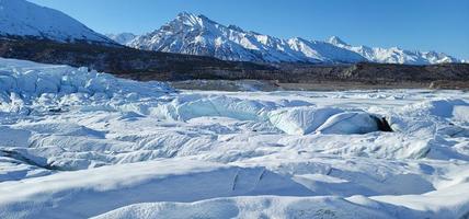 schneebedeckter matanuska-gletscher in alaska foto