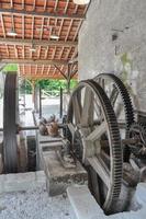 die alte mühle in amboise in frankreich foto