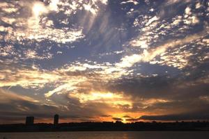 ein verrückter sonnenuntergang in südafrika, ansichten von südafrika foto